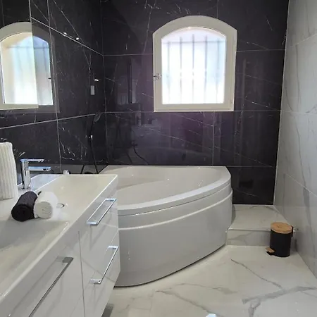 Maison Sur La Route Des Plages, Piscine, Jaccuzi Willa Saint-Jean-d'Illac