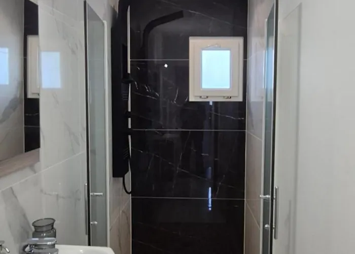 Maison Sur La Route Des Plages, Piscine, Jaccuzi Villa
